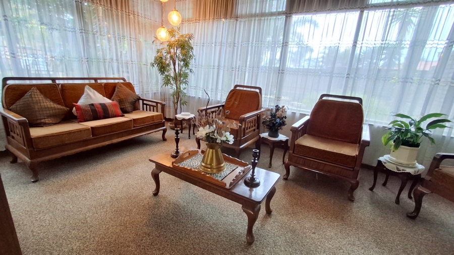 4 Bedroom Property for Sale in Pretoria Gardens Gauteng