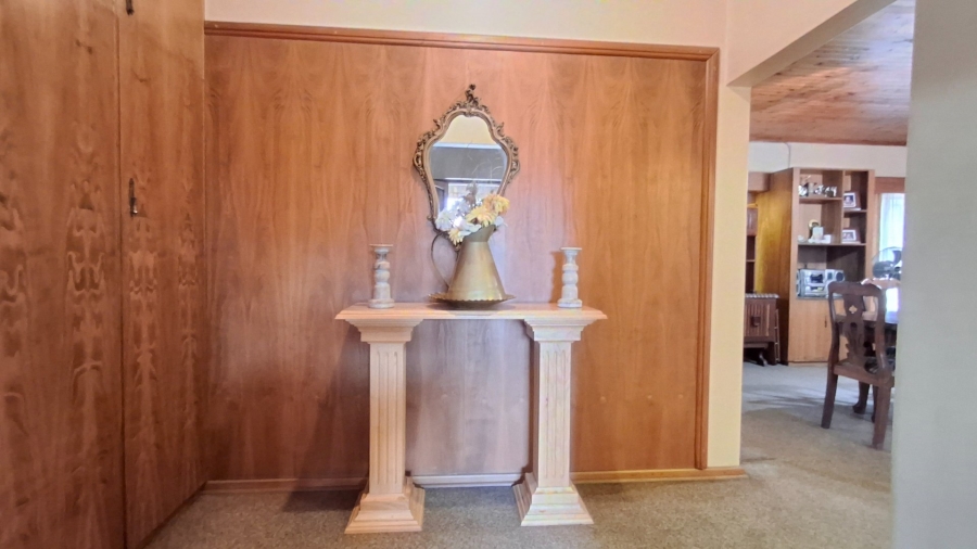 4 Bedroom Property for Sale in Pretoria Gardens Gauteng