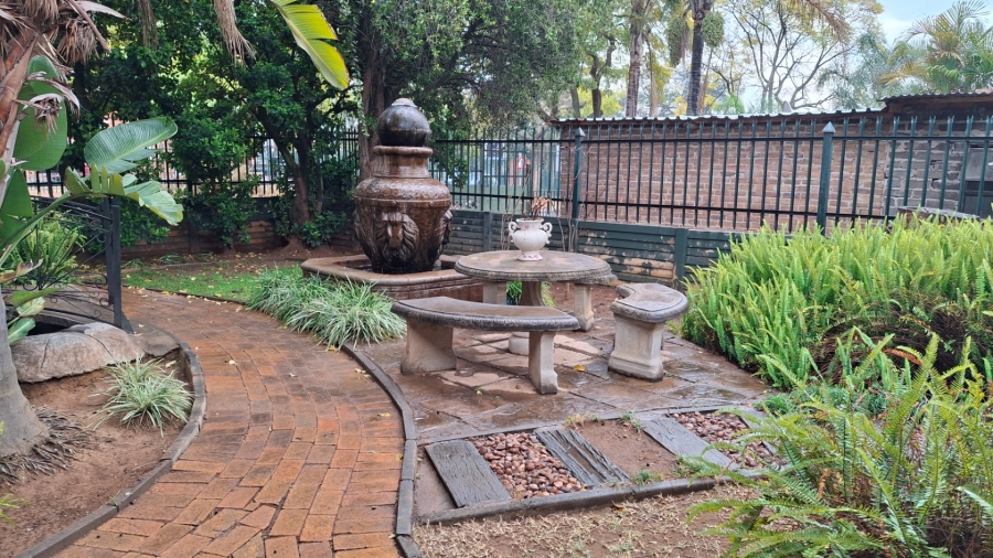 4 Bedroom Property for Sale in Pretoria Gardens Gauteng