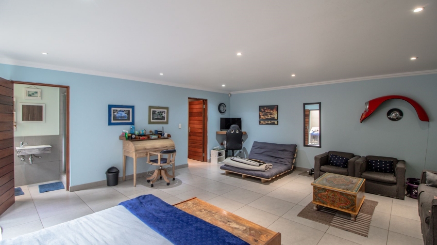 4 Bedroom Property for Sale in Lakeside Village Gauteng