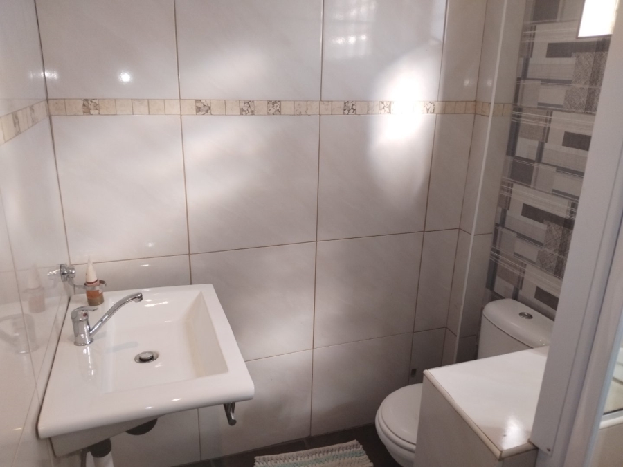 4 Bedroom Property for Sale in Primrose Hill Gauteng