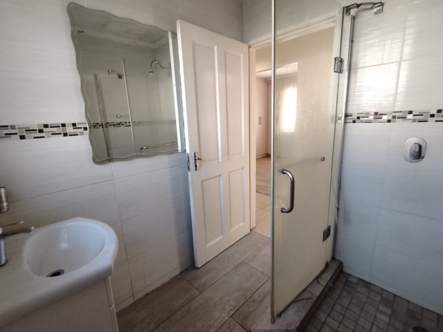3 Bedroom Property for Sale in Gleneagles Gauteng
