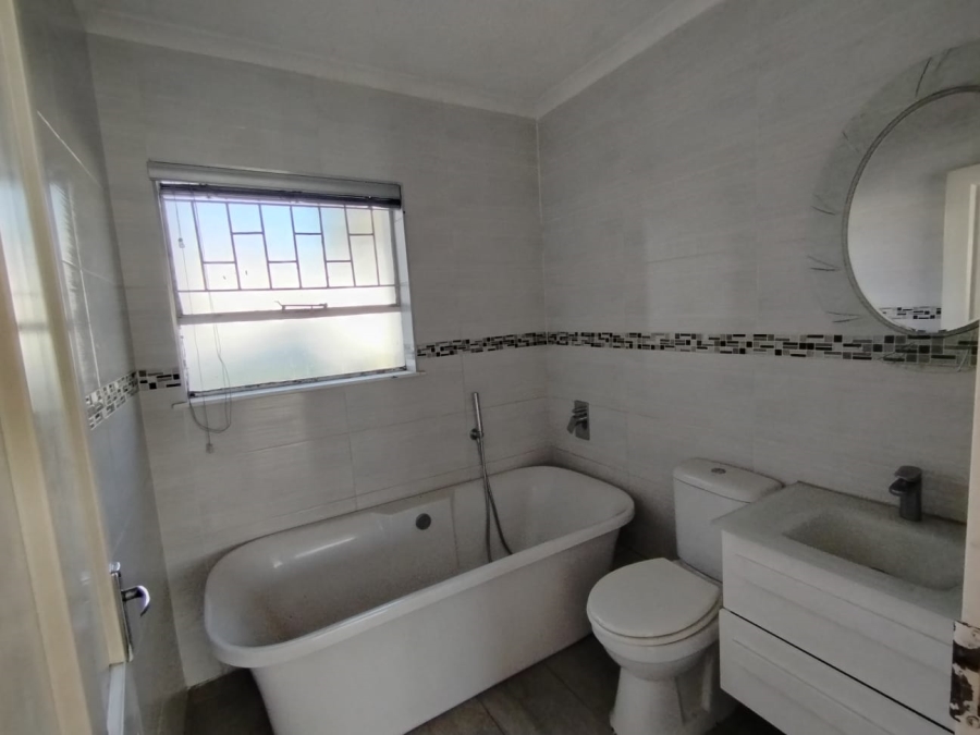 3 Bedroom Property for Sale in Gleneagles Gauteng