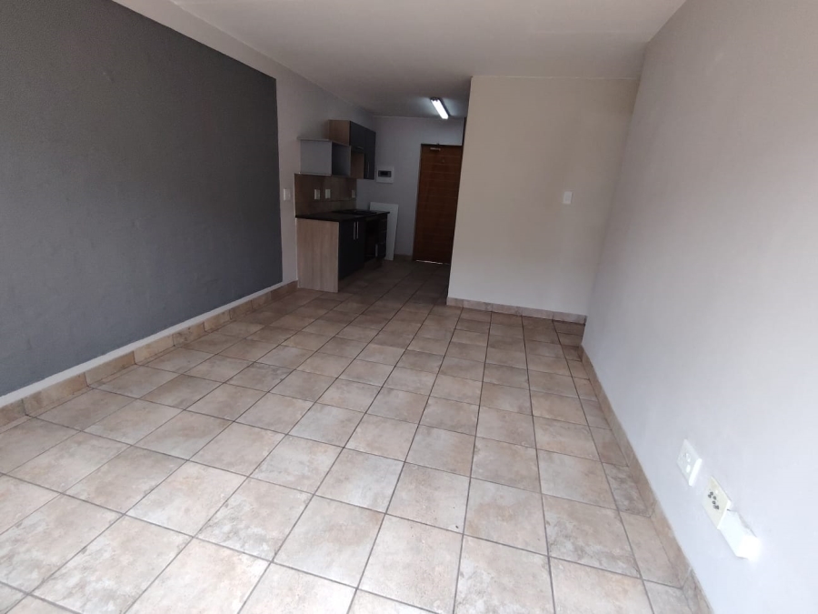 2 Bedroom Property for Sale in Amberfield Gauteng
