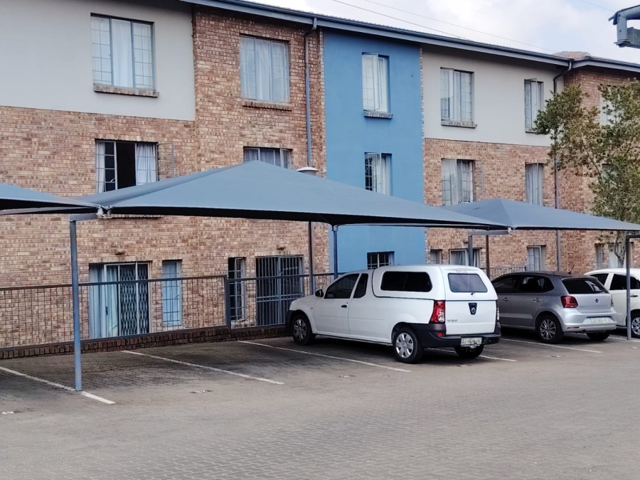 2 Bedroom Property for Sale in Amberfield Gauteng