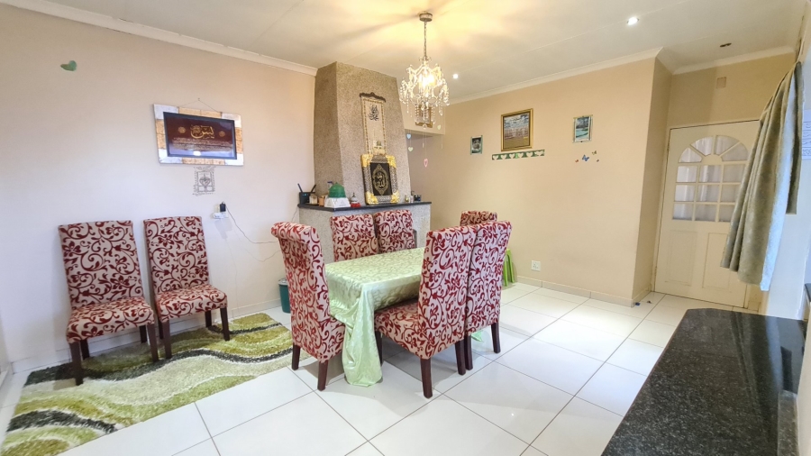 3 Bedroom Property for Sale in Laudium Gauteng