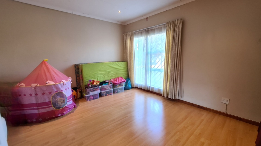 3 Bedroom Property for Sale in Laudium Gauteng