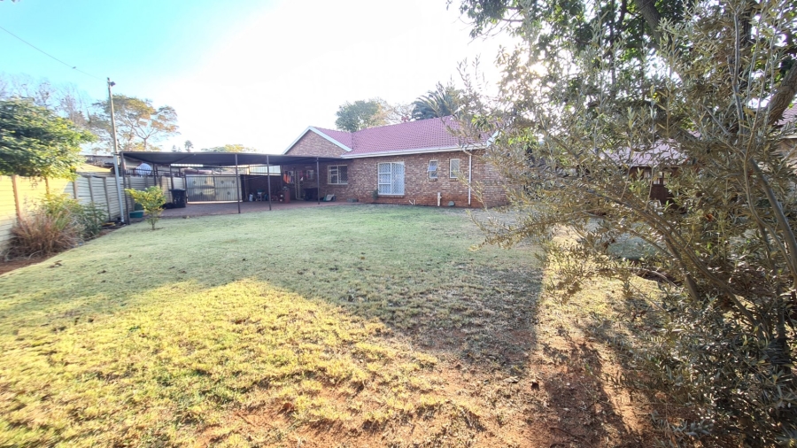 3 Bedroom Property for Sale in Laudium Gauteng