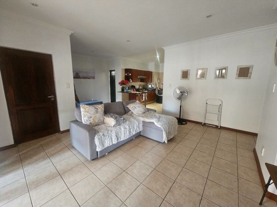 2 Bedroom Property for Sale in Ravenswood Gauteng
