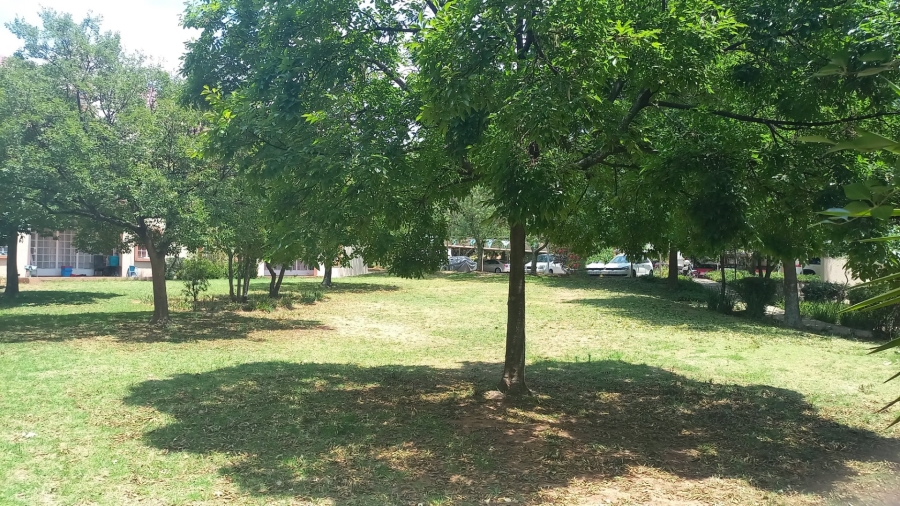 To Let 2 Bedroom Property for Rent in Noordwyk Gauteng