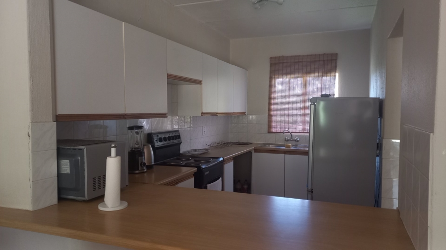 To Let 2 Bedroom Property for Rent in Noordwyk Gauteng