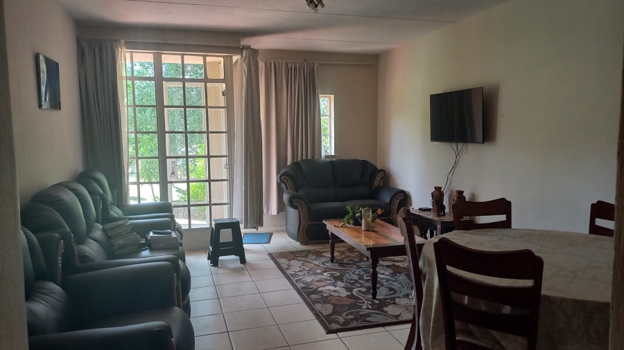 To Let 2 Bedroom Property for Rent in Noordwyk Gauteng