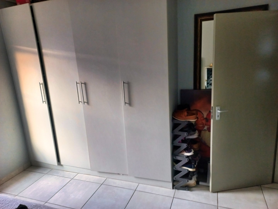 2 Bedroom Property for Sale in Jansenpark Gauteng