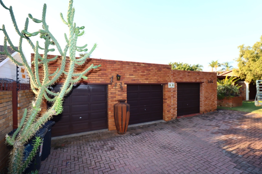 3 Bedroom Property for Sale in Meyerspark Gauteng