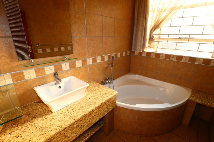 3 Bedroom Property for Sale in Meyerspark Gauteng
