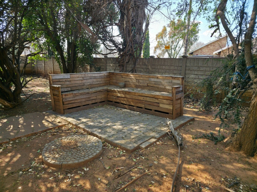 3 Bedroom Property for Sale in Flora Gardens Gauteng