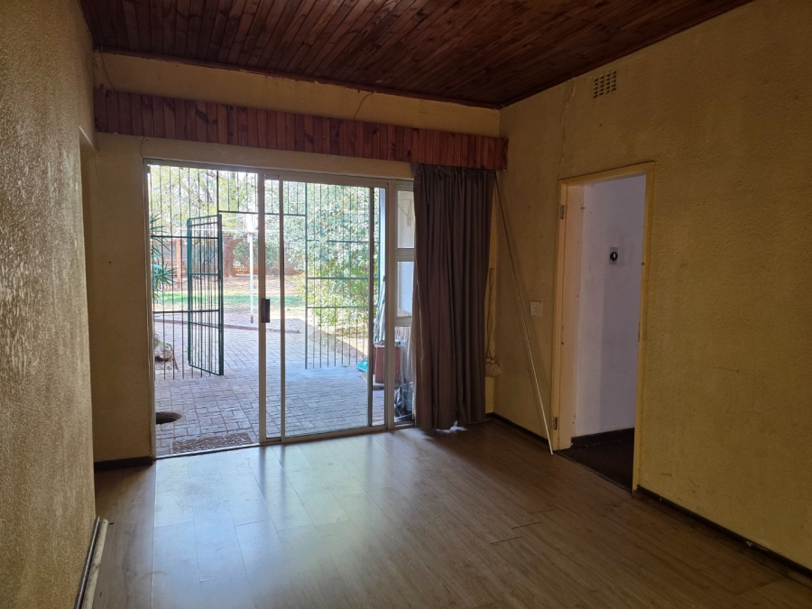 3 Bedroom Property for Sale in Flora Gardens Gauteng