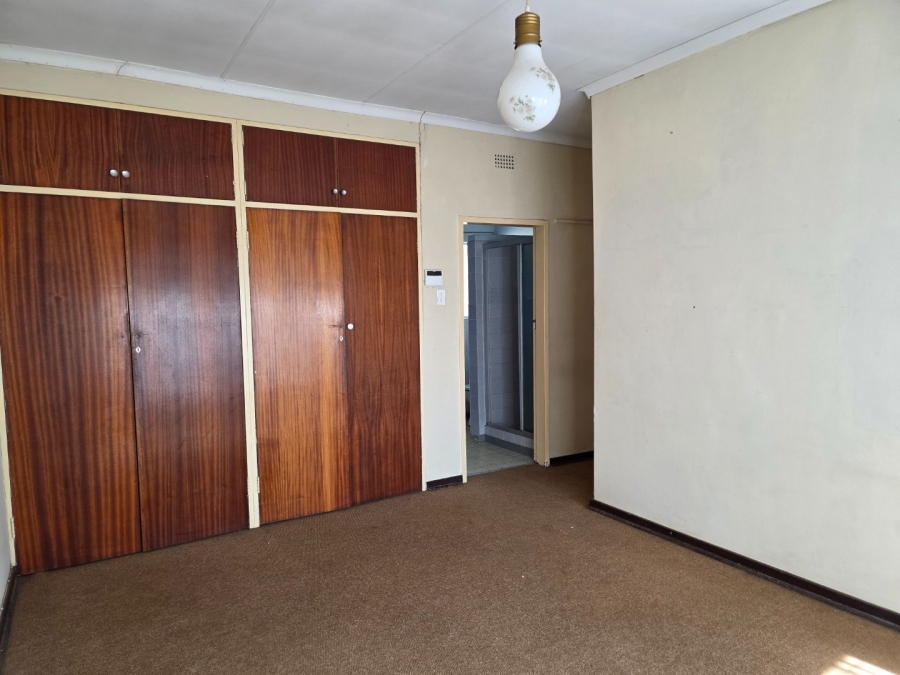 3 Bedroom Property for Sale in Flora Gardens Gauteng