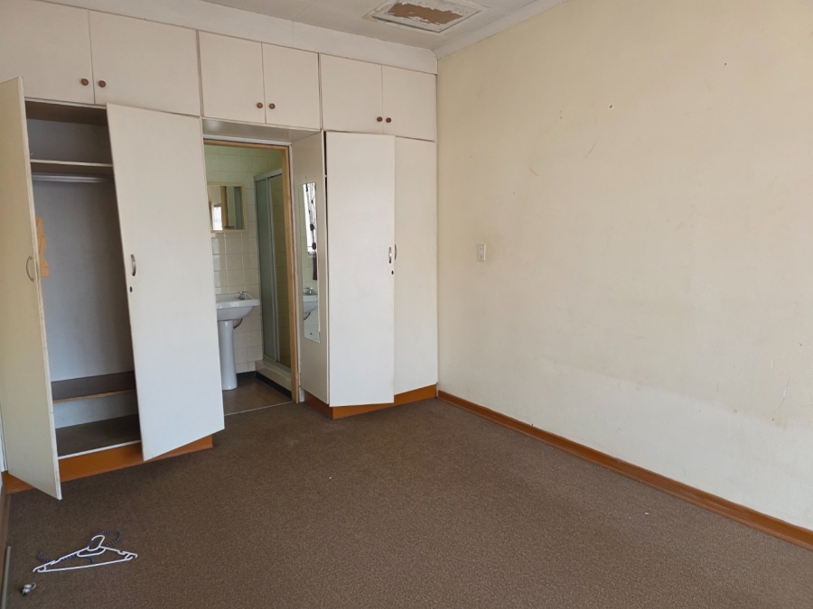 3 Bedroom Property for Sale in Flora Gardens Gauteng