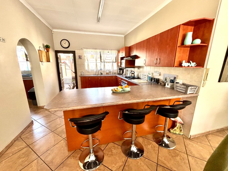 3 Bedroom Property for Sale in Erasmus Gauteng