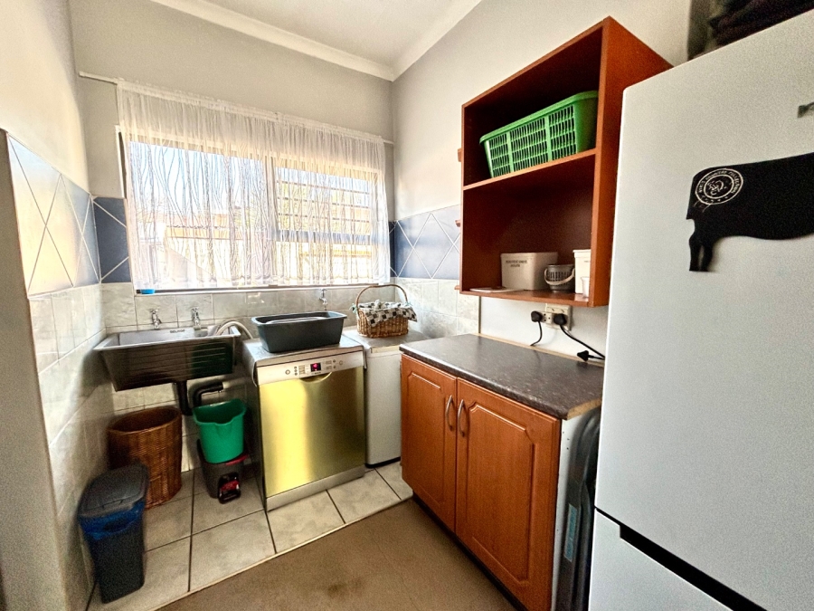 3 Bedroom Property for Sale in Erasmus Gauteng