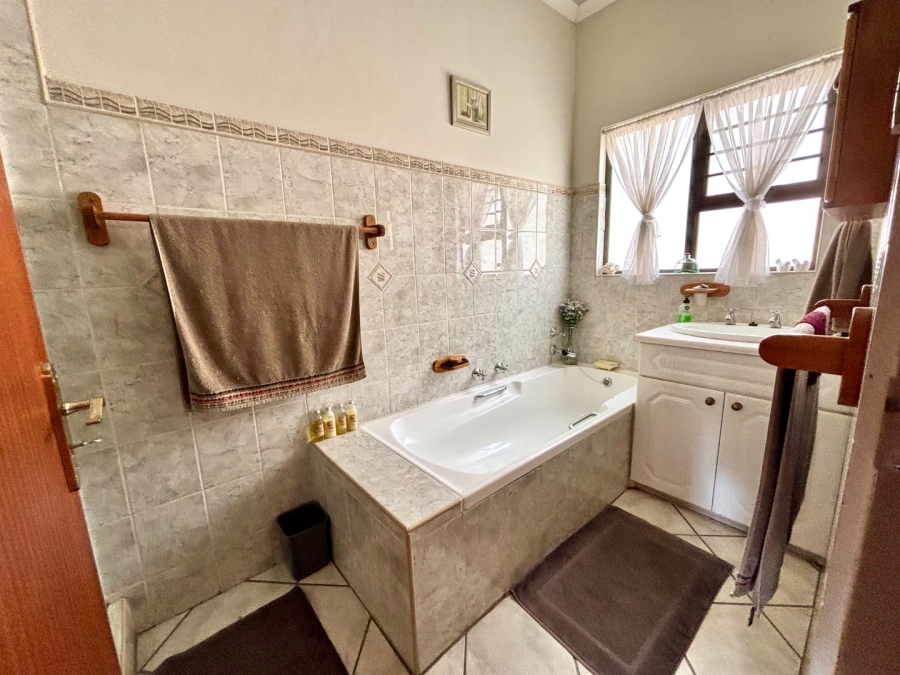 3 Bedroom Property for Sale in Erasmus Gauteng