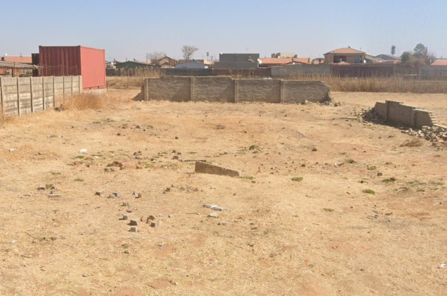  Bedroom Property for Sale in Lenasia Ext 11 Gauteng