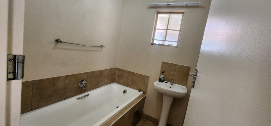 2 Bedroom Property for Sale in Sky City Gauteng