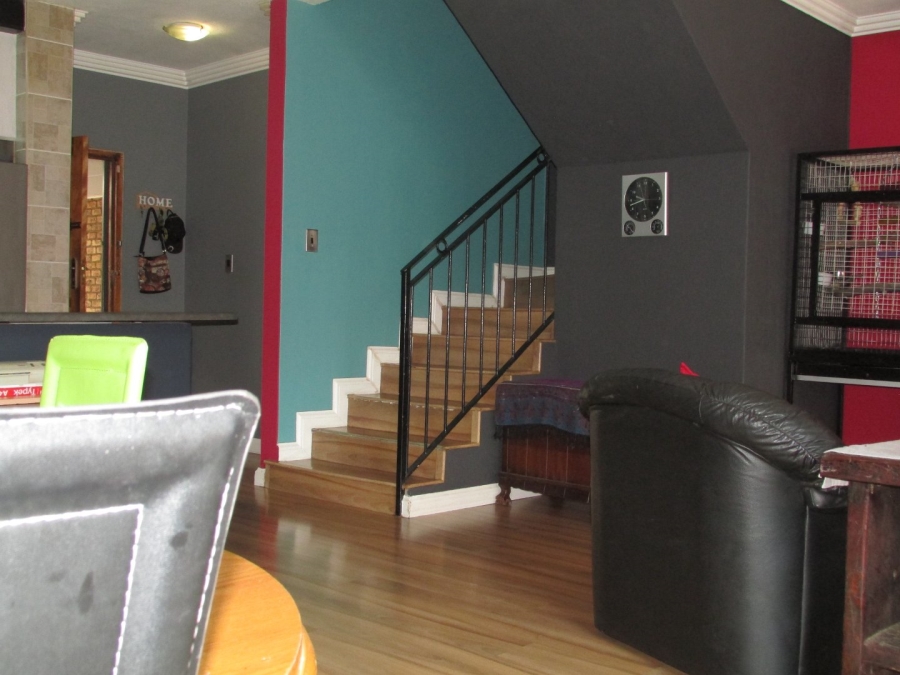 3 Bedroom Property for Sale in Flora Gardens Gauteng