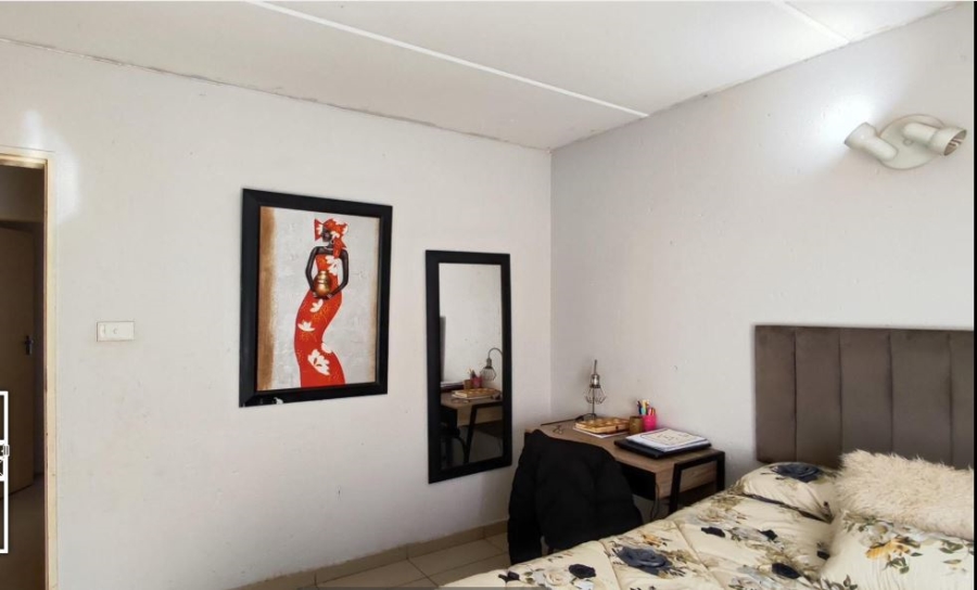 2 Bedroom Property for Sale in Chloorkop Gauteng