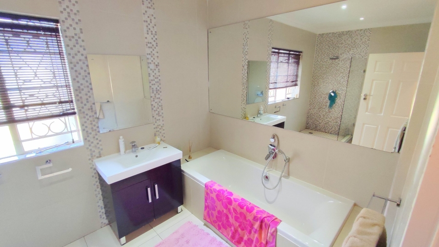 3 Bedroom Property for Sale in Pretoria North Gauteng