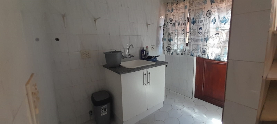 To Let 3 Bedroom Property for Rent in Waterkloof Gauteng