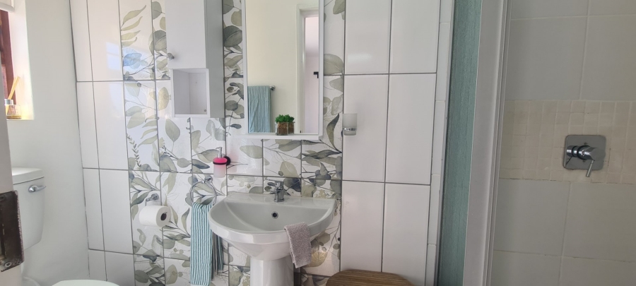 To Let 1 Bedroom Property for Rent in Lonehill Gauteng