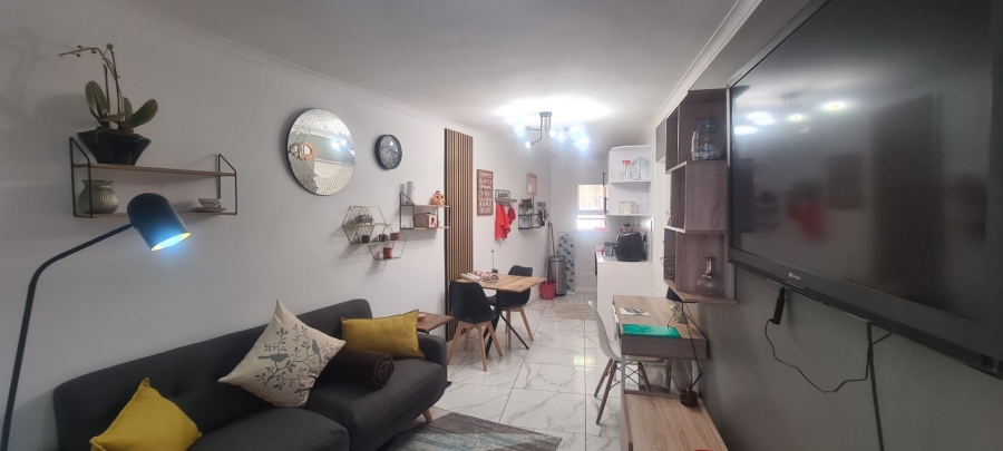 To Let 1 Bedroom Property for Rent in Lonehill Gauteng