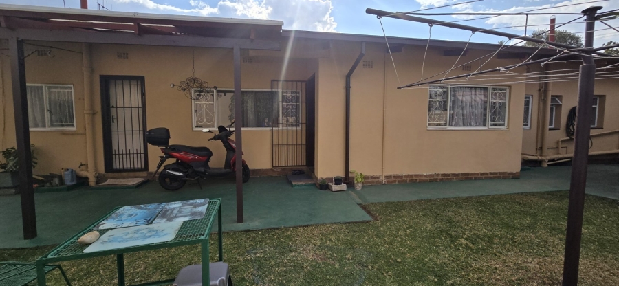 4 Bedroom Property for Sale in Moregloed Gauteng