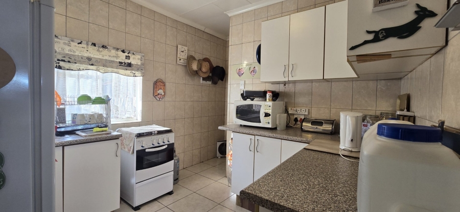 4 Bedroom Property for Sale in Moregloed Gauteng
