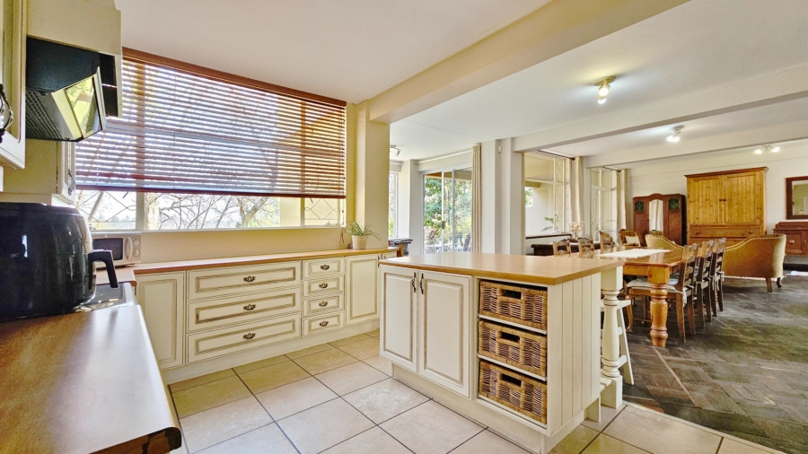 3 Bedroom Property for Sale in Three Rivers Proper Gauteng