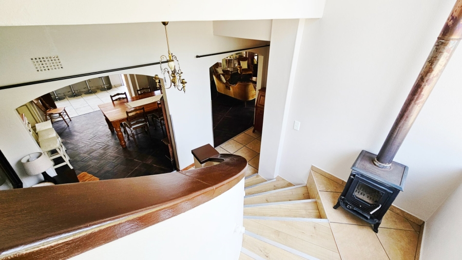 3 Bedroom Property for Sale in Three Rivers Proper Gauteng