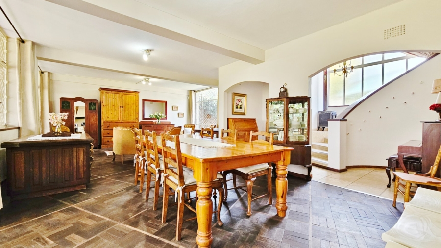3 Bedroom Property for Sale in Three Rivers Proper Gauteng