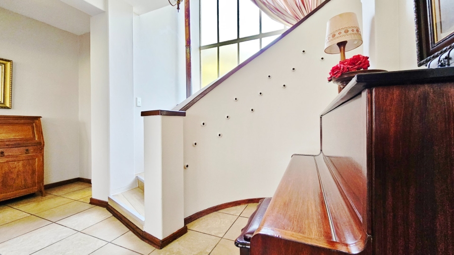 3 Bedroom Property for Sale in Three Rivers Proper Gauteng