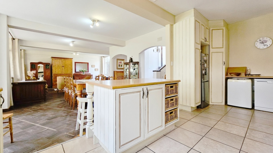 3 Bedroom Property for Sale in Three Rivers Proper Gauteng