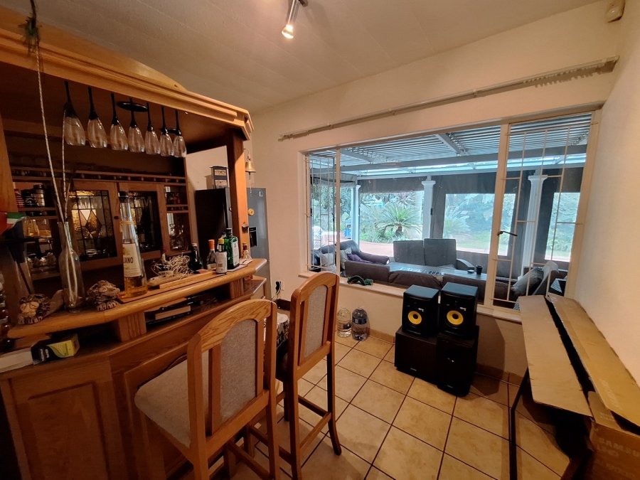 4 Bedroom Property for Sale in Rooihuiskraal Gauteng