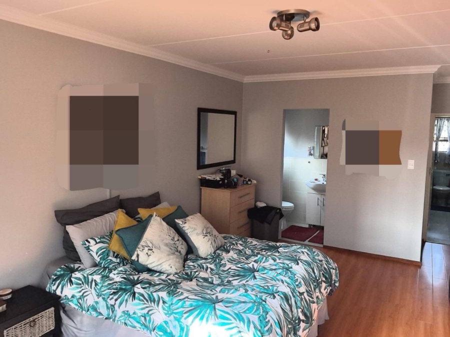 To Let 2 Bedroom Property for Rent in Fairlead Gauteng