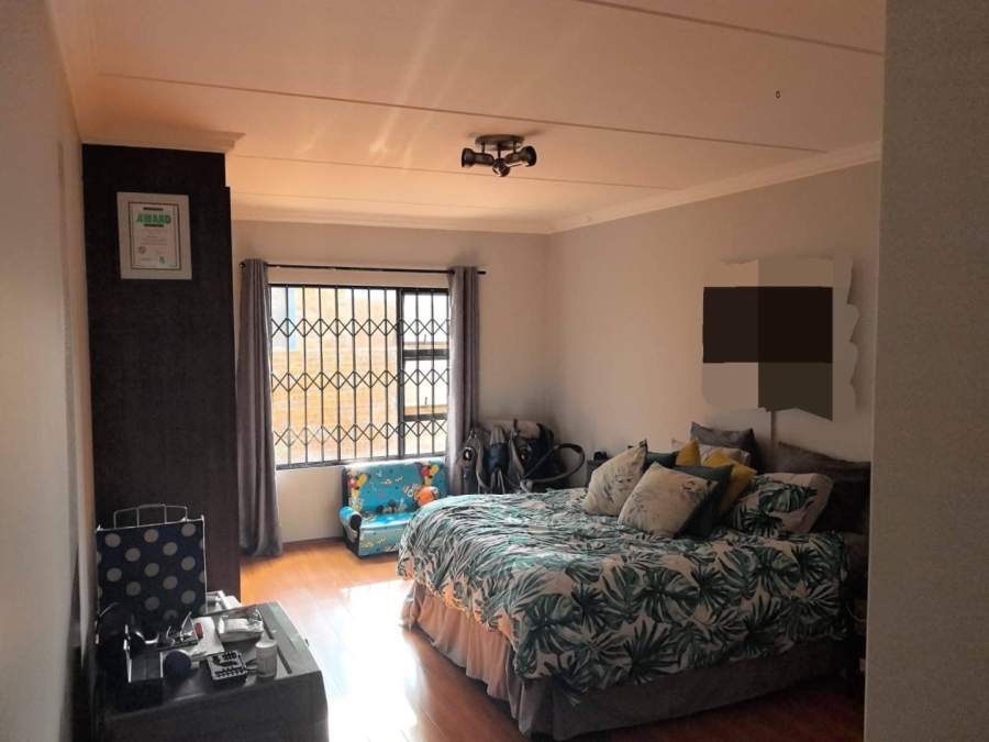 To Let 2 Bedroom Property for Rent in Fairlead Gauteng
