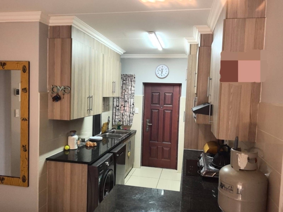 To Let 2 Bedroom Property for Rent in Fairlead Gauteng