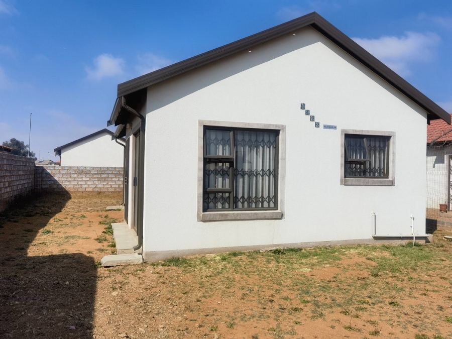 2 Bedroom Property for Sale in Alliance Gauteng