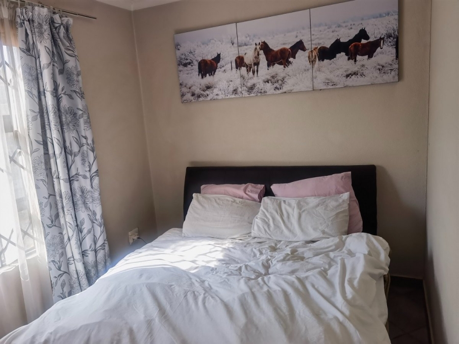 2 Bedroom Property for Sale in Alliance Gauteng