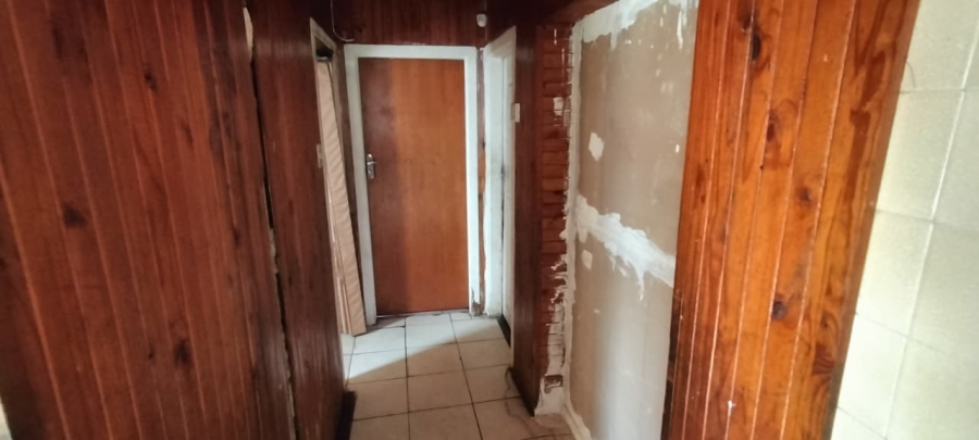 9 Bedroom Property for Sale in South Hills Gauteng