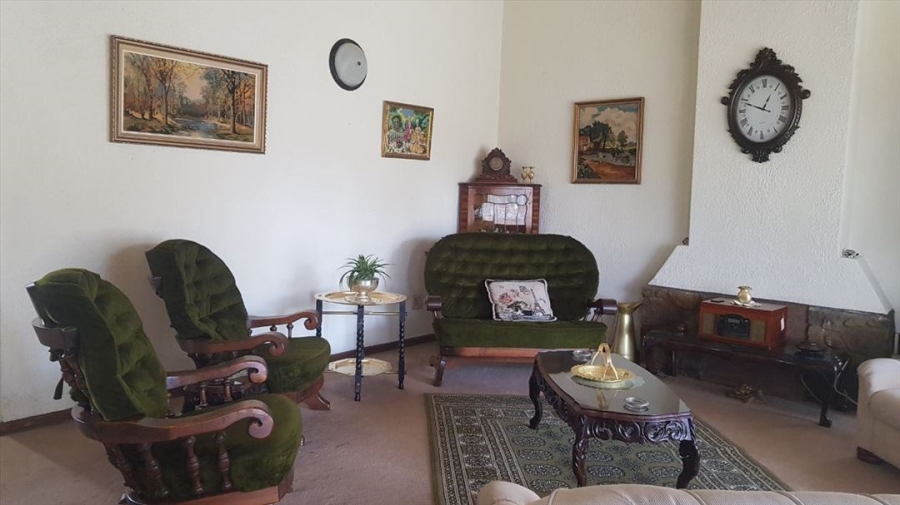 3 Bedroom Property for Sale in Glen Marais Gauteng