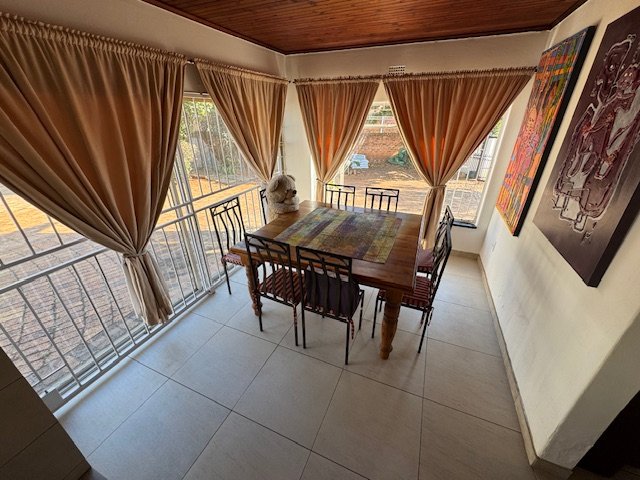 5 Bedroom Property for Sale in Edleen Gauteng